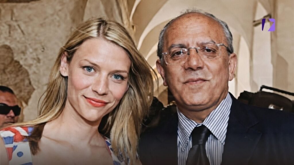 Asa Dames With Sister Claire Danes