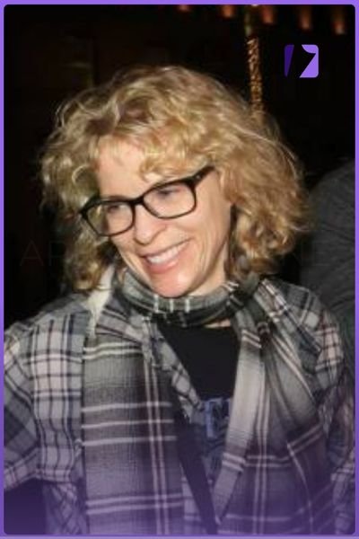 Cathy Jennings Warburton