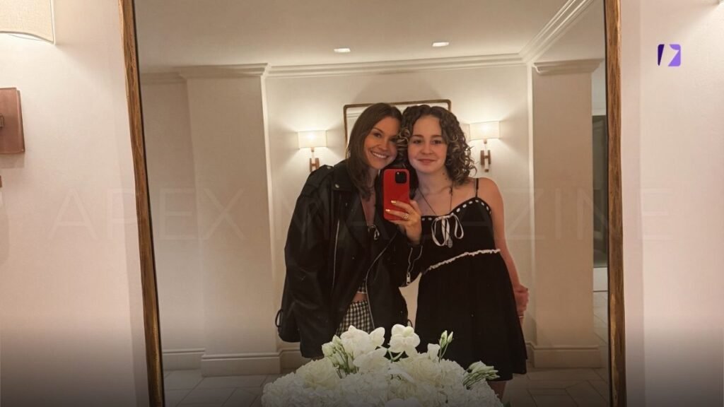 Lisa Stelly With Daughter