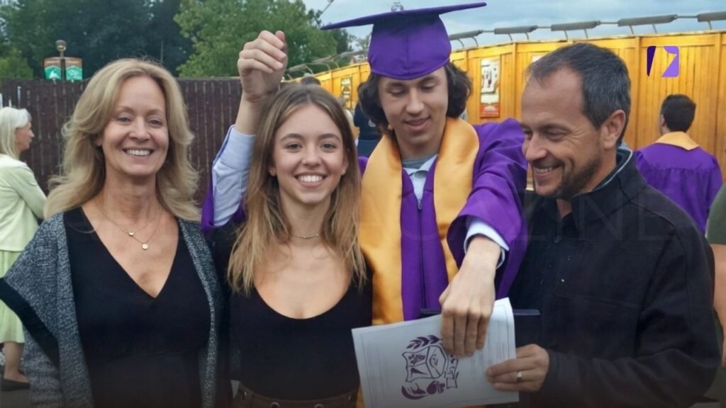 Lisa Sweeney With Family