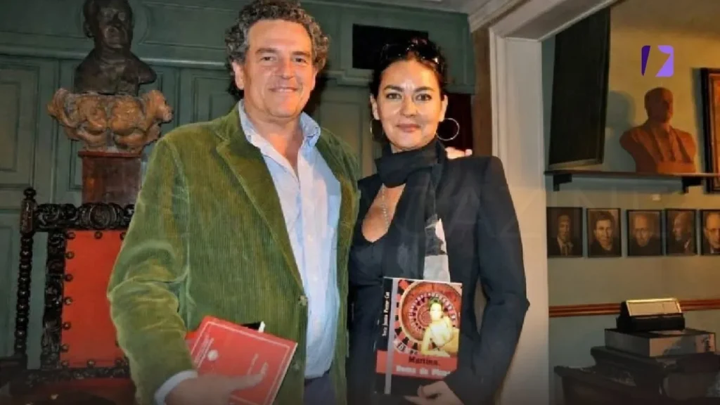 Carlos Scola Pliego and Sade