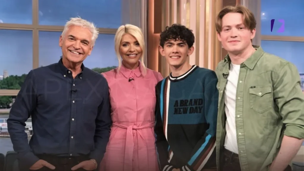 Richard Connor And Caroline Connor With Kids