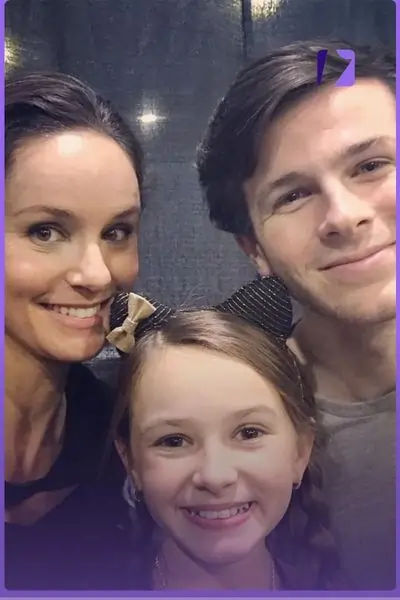 Sarah Wayne Callies With Kidz