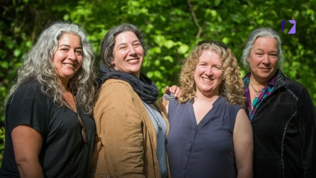 Theresa, Heather, Keelin & Annabelle.