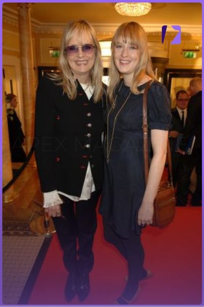 Carly Witney With Mother