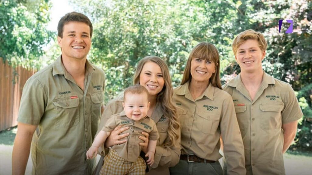 Irwin With Family Husband, Child, Mother And Brother